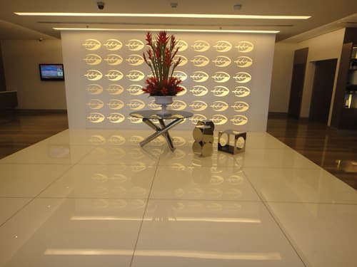 The Bayleaf Intramuros Hotel, Lobby