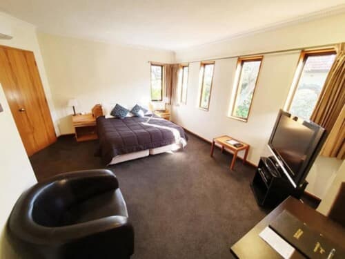 Fitzherbert Castle Motel, Room