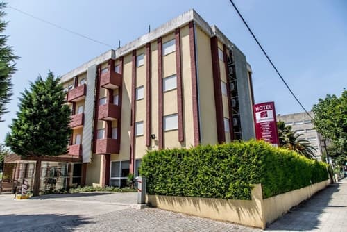 Hotel Columbano, Front of property