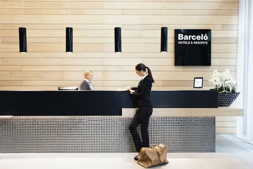 Barceló Hamburg, Reception