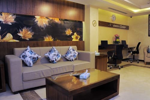 Al Raad Hotel, Lobby sitting area