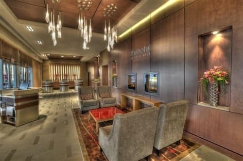 River Rock Casino Resort, Lobby sitting area
