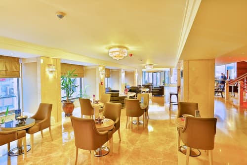 Amethyst Hotel, Lobby sitting area