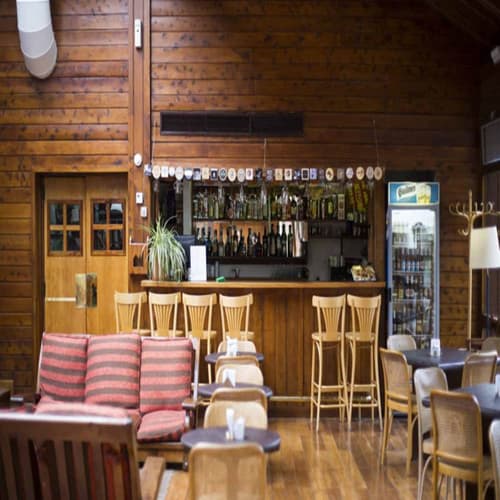 Rincon de los Andes Resort, Bar (on property)