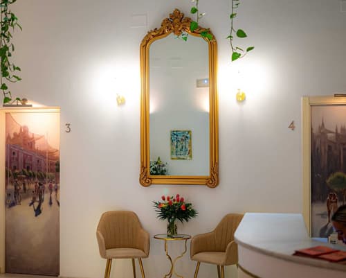 Hotel Palacio Alcazar, Reception