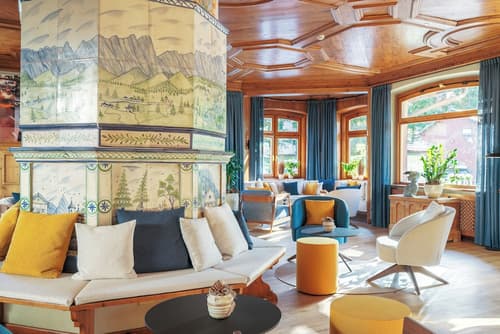 Franceschi Park Hotel, Lobby sitting area