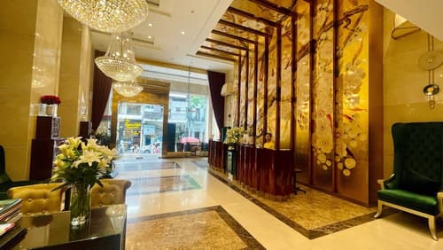 Golden Silk Boutique Hotel, Reception