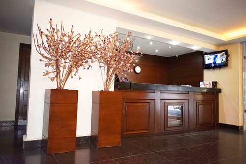 Orient Prince Hotel, 