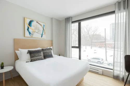 Griffintown Hotel, Room