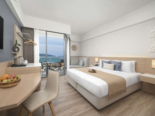 Andaman Beach Hotel Phuket - Handwritten Collection, Room