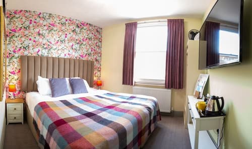 The Griffin Belle Hotel Vauxhall, Room