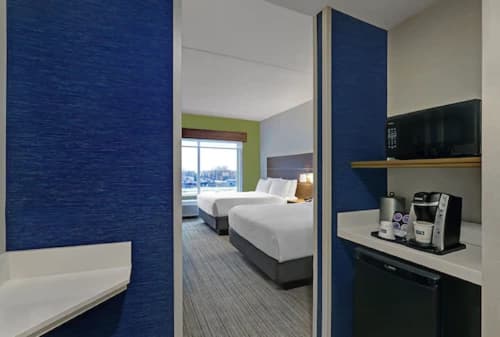 Holiday Inn Express & Suites Collingwood by IHG, Room