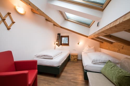 La Tambra B&B Residence - central with Restaurant, Room