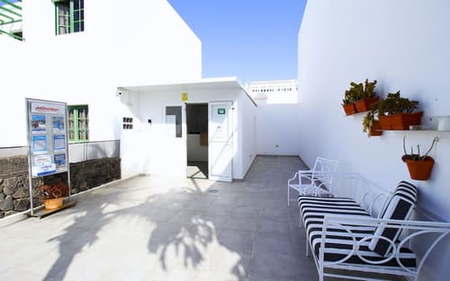 Apartamentos Aloe, Reception