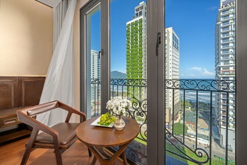 Golden Lotus Hotel Da Nang, Beach/ocean view