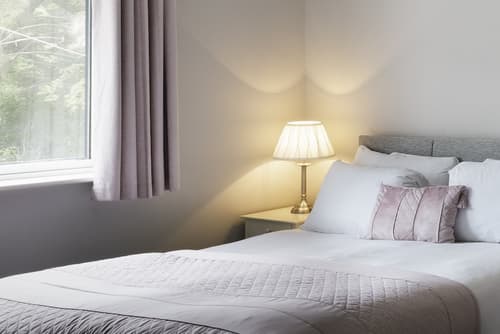 The Climbers Inn, Room