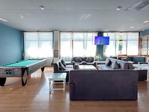 Pey Resort, Lobby sitting area