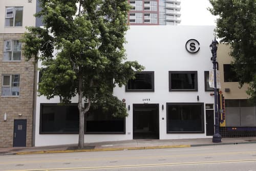 Stay Classy Hostel, Front of property