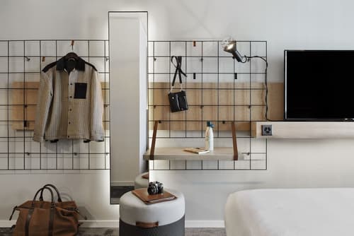 Moxy Bern Expo, Room