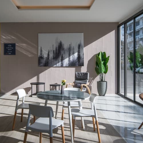 Tree Tara Hotel, Lobby sitting area