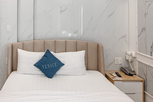 Venice 1 Hotel, Room