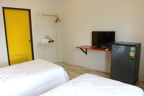 N&N HOUSE Laem Hin, Room