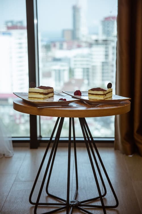 New Wave Hotel, Room