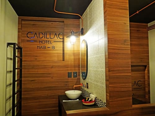 Cadillac Hotel Boutique, Room