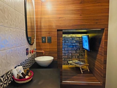 Cadillac Hotel Boutique, Room