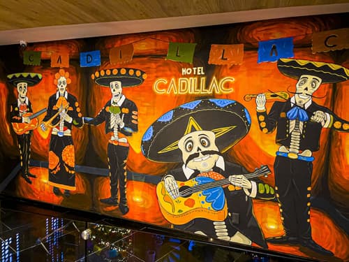 Cadillac Hotel Boutique, Reception