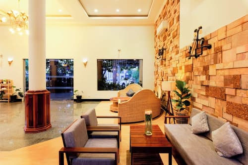 Ratana Angkor Hotel, Reception