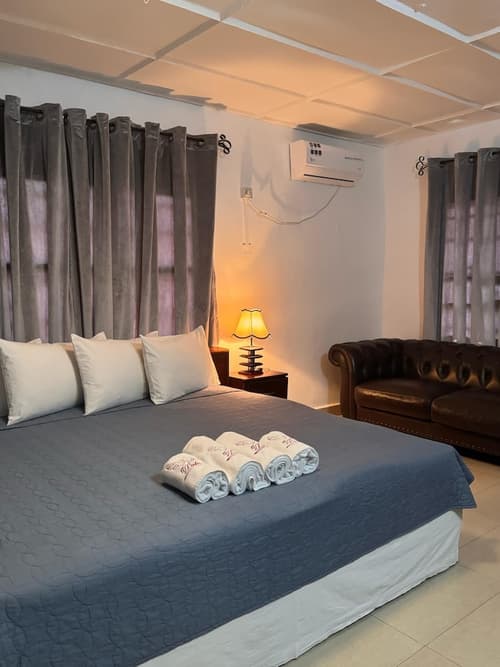 Paloma Guest House & Restaurant, Room