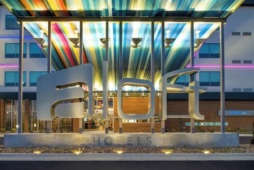 Aloft North Kansas City, Primary image