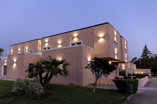 Hotel San Vincenzo Resort, Front of property