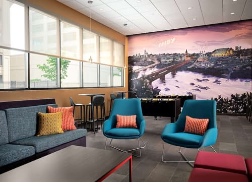 Tru By Hilton Indianapolis Downtown, IN, Lobby