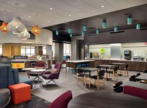 Tru By Hilton Indianapolis Downtown, IN, Lobby