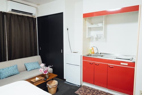 Royal Heights Sakuragawa Condominium, Private kitchen