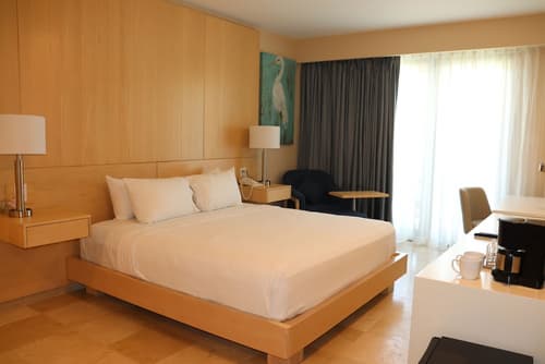 The Mill Resort & Suites, Room