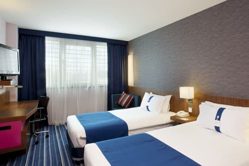 Holiday Inn Express Lisbon - Alfragide by IHG, Room