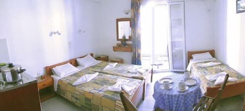 Rea Sun Hotel Studios Apartments, Room