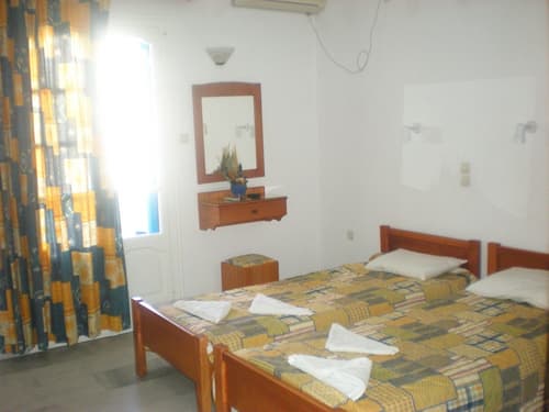 Rea Sun Hotel Studios Apartments, Room