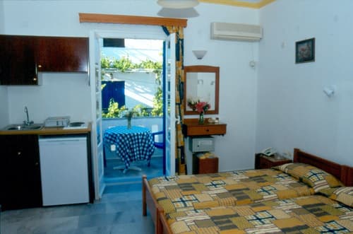 Rea Sun Hotel Studios Apartments, Room