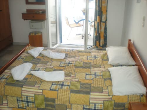 Rea Sun Hotel Studios Apartments, Room