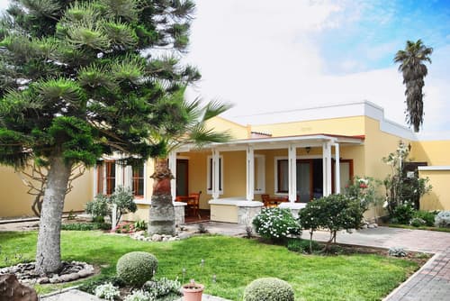 Cornerstone Guesthouse, Property grounds