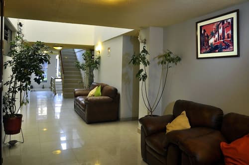 Hotel Balsa Inn, Lobby sitting area