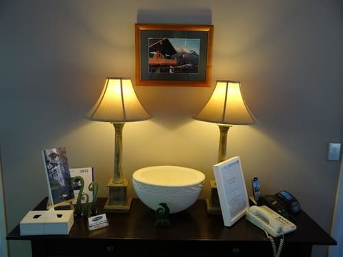 Chalet Queenstown, Reception