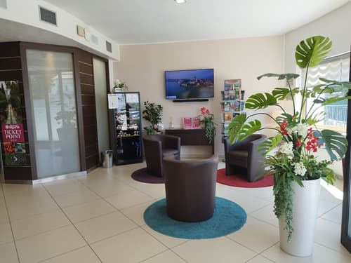 Kairos Garda Hotel, Reception