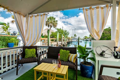 Latitude 26 Waterfront Resort & Marina, Terrace/patio