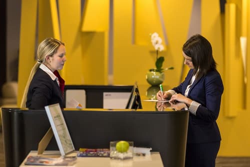 Park Inn by Radisson Budapest, Reception