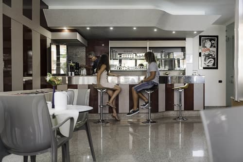 Hotel Fly, Bar (on property)